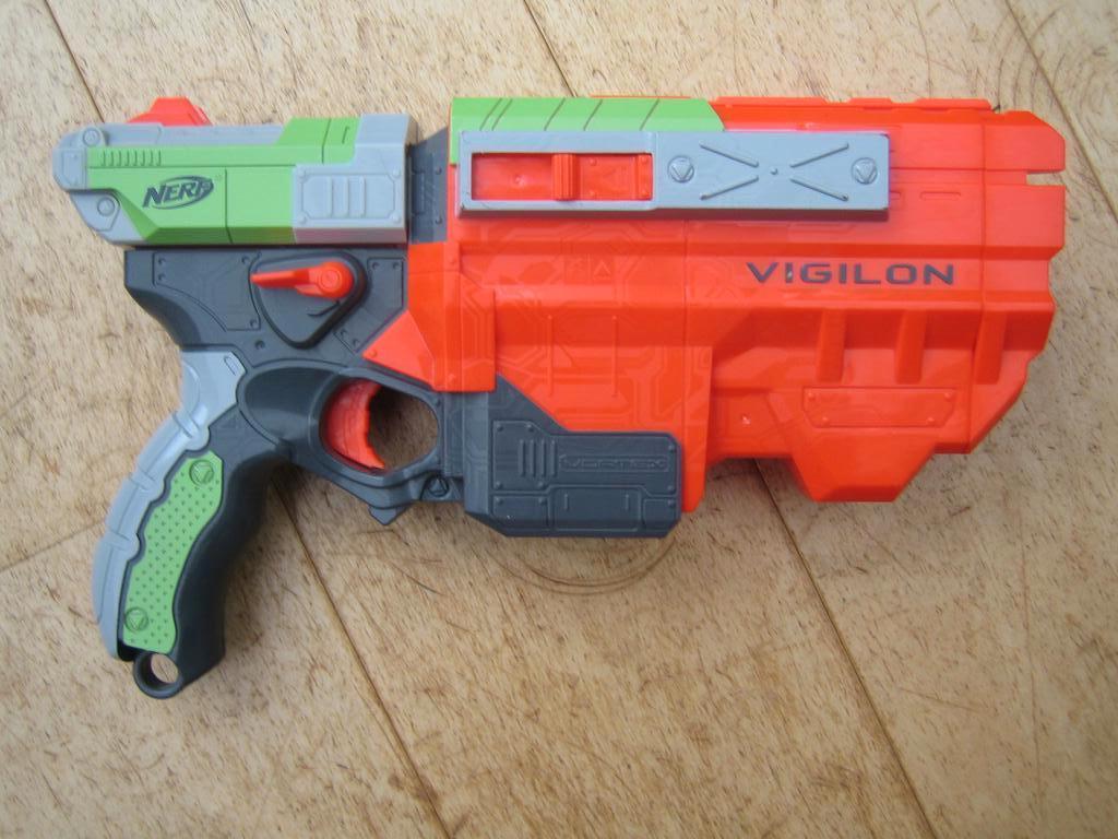 nerfgeweer nr 3, geen pijltjes maar schijfjes., Ophalen of Verzenden, Zo goed als nieuw, Jongen