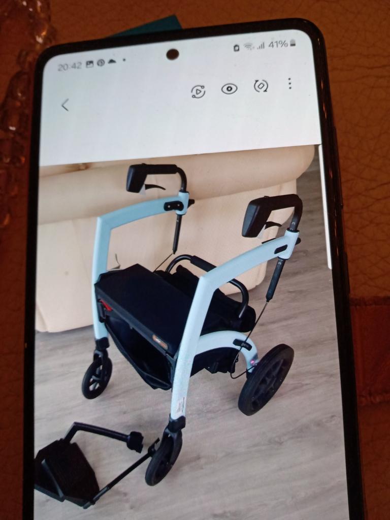 Rollz motion ook in crème rolstoel rollator, Ophalen of Verzenden, Zo goed als nieuw