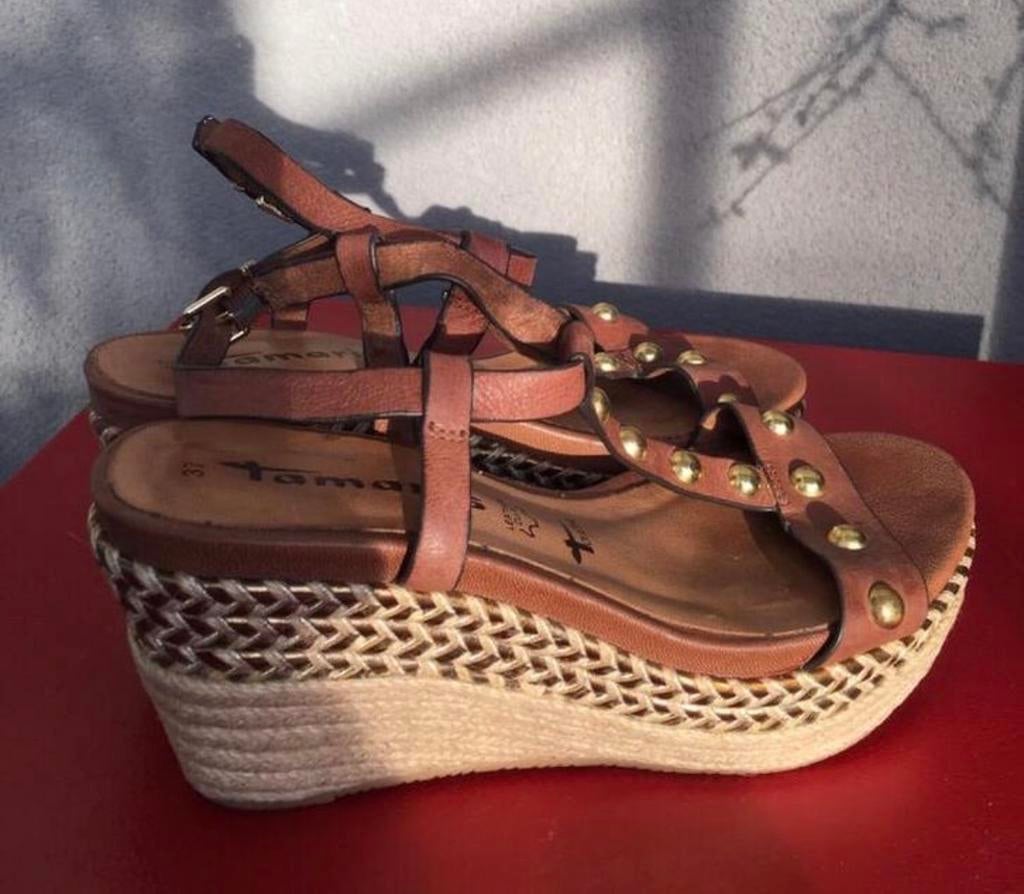 Echt lederen Tamaris sleehak sandalen Nieuw maat 37, Kleding | Dames, Schoenen, Bruin, Nieuw, Sandalen of Muiltjes, Ophalen of Verzenden