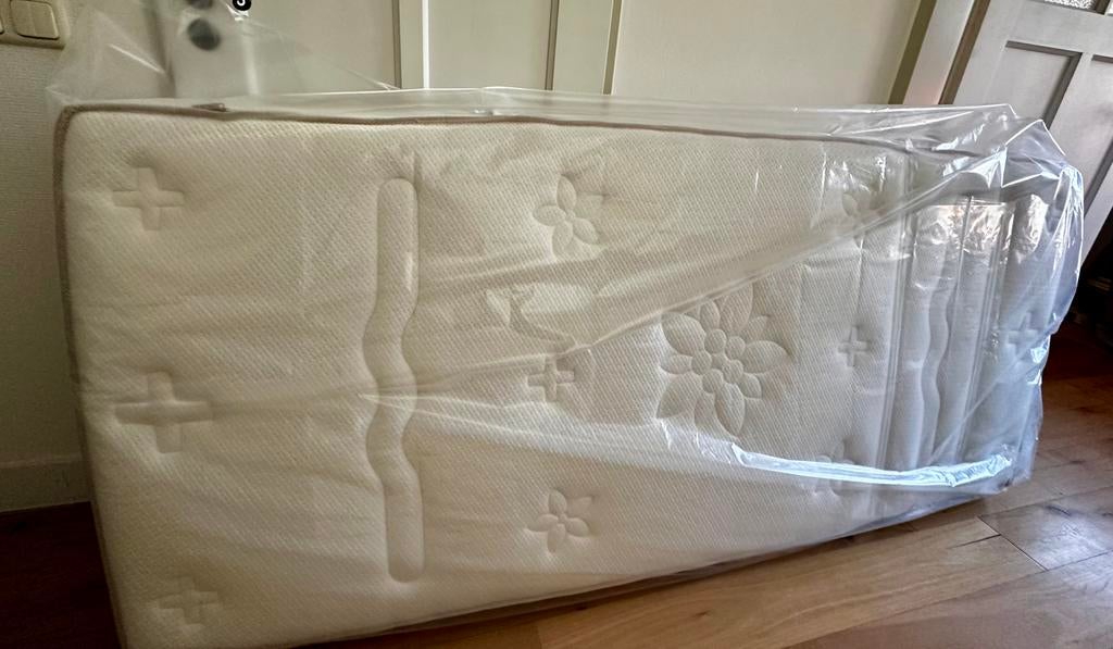 Nieuwe Swissflex Versa 26 Evo Swiss 90x210, Ophalen, 90 cm, Eenpersoons, 210 cm