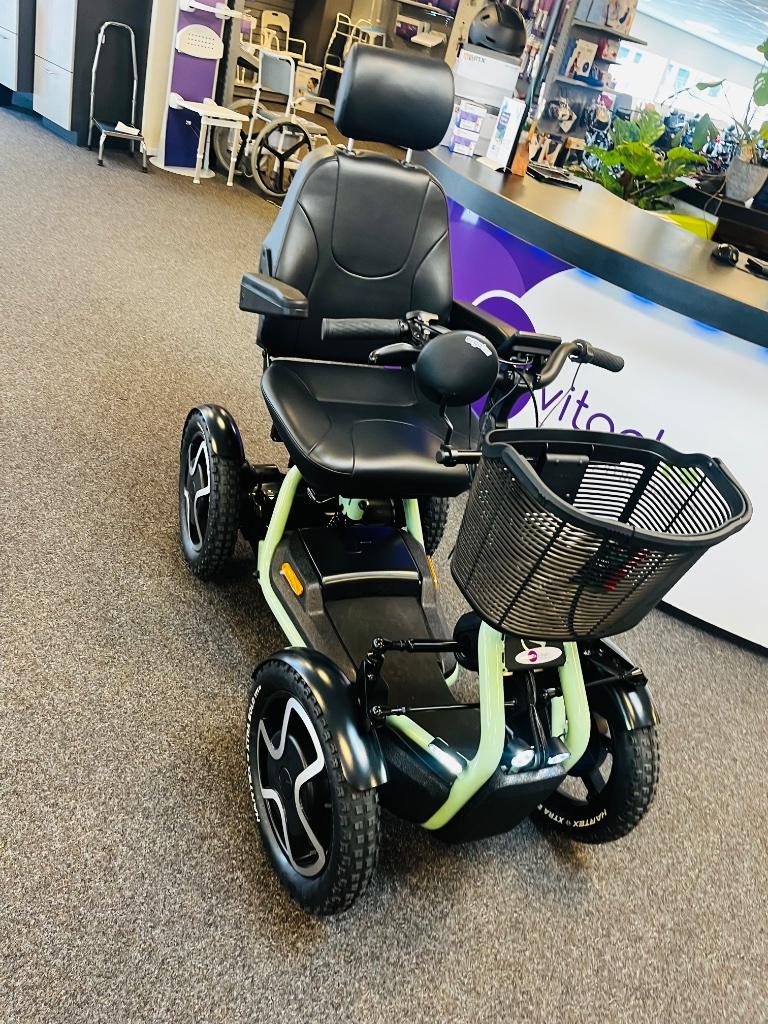 Scoozy S800 – luxe en krachtige scootmobiel – 18 km/u, Ophalen, Nieuw, STERLING, STERLING