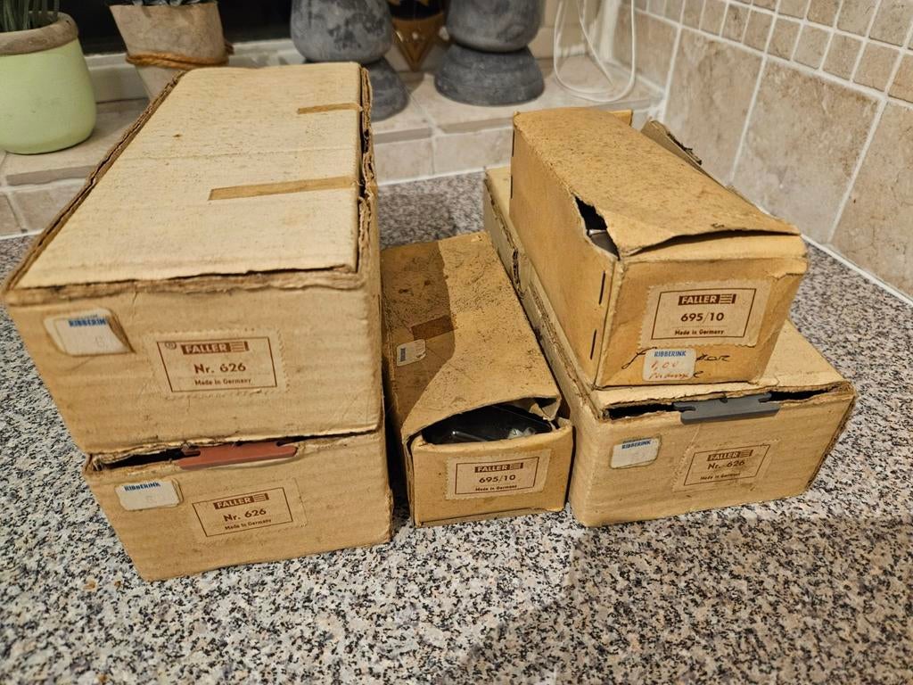 Diverse vintage Faller toebehoren modelbouw, Ophalen of Verzenden, Gelijkstroom of Wisselstroom, Brug, Tunnel of Gebouw, Overige merken