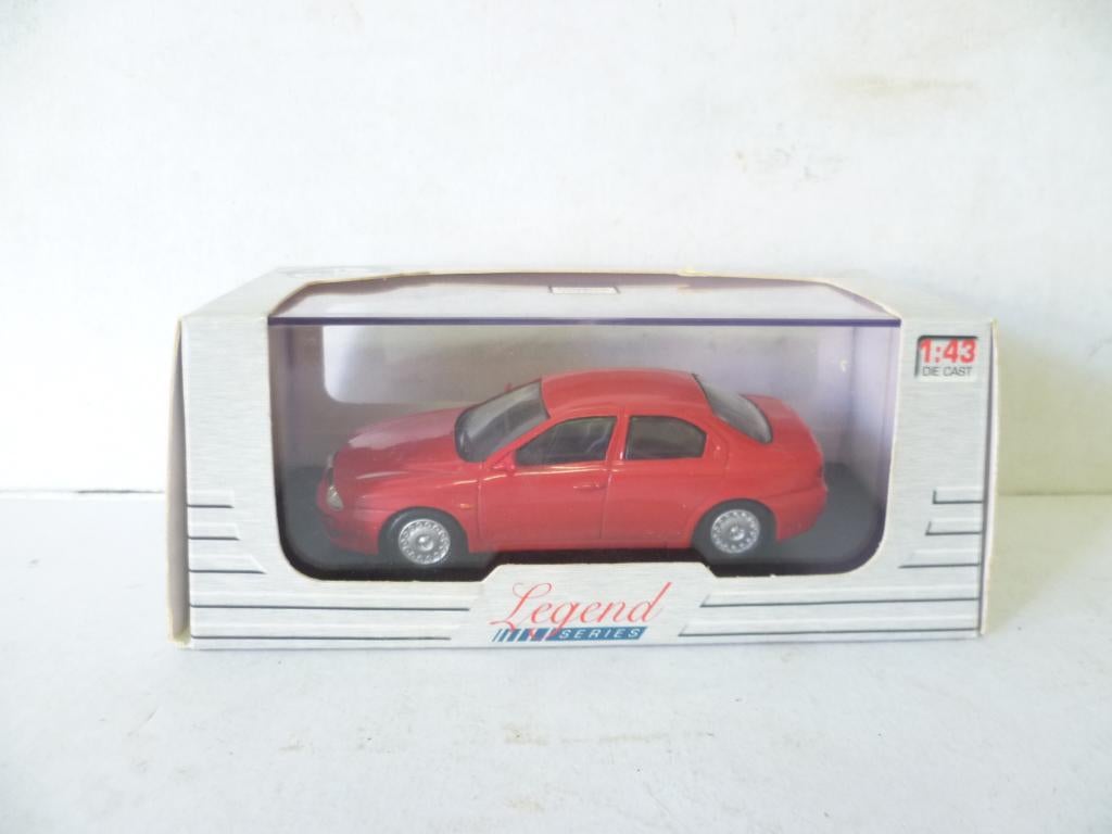 Universal Hobbies Legend Series Alfa Romeo 156 rood 1:43 aut, Ophalen of Verzenden, Nieuw, Auto, Overige merken