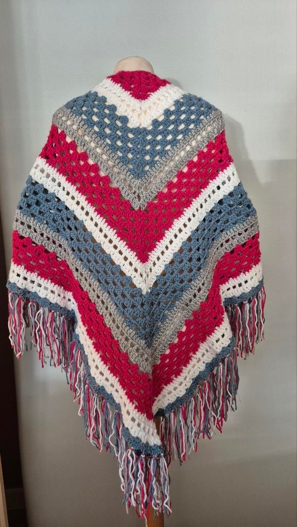 Mega sjaal, Kleding | Dames, Mutsen, Sjaals en Handschoenen, Ophalen of Verzenden, Nieuw, Maat 46/48 (XL) of groter, Sjaal