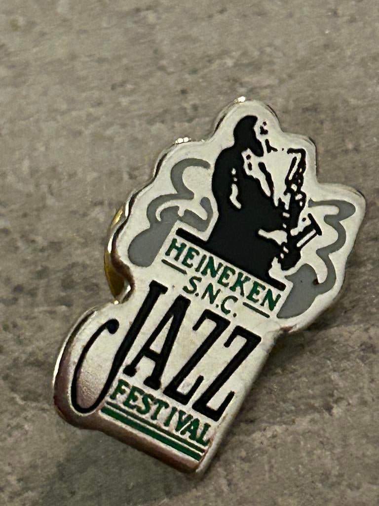 Jazz pin Heineken, Verzamelen, Ophalen, Nieuw, Overige onderwerpen, Speldje of Pin