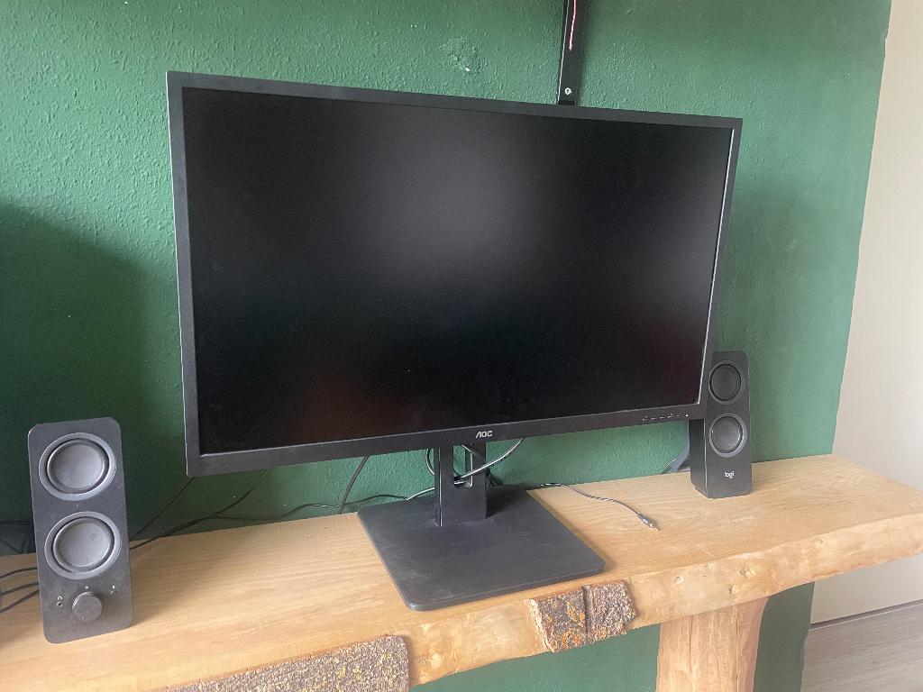 Beeldscherm AOC 31,5 Inch, Computers en Software, Monitoren, HDMI, AOC, Zo goed als nieuw, In hoogte verstelbaar