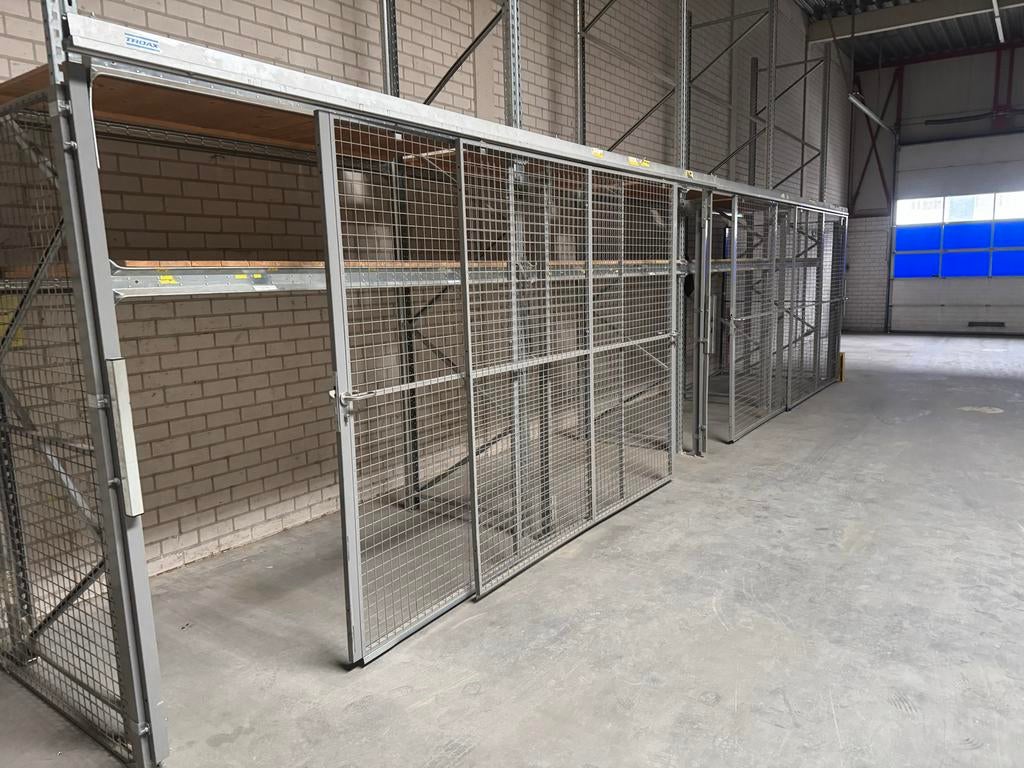 Metalen magazijnkast met gaasdeuren, Ophalen of Verzenden