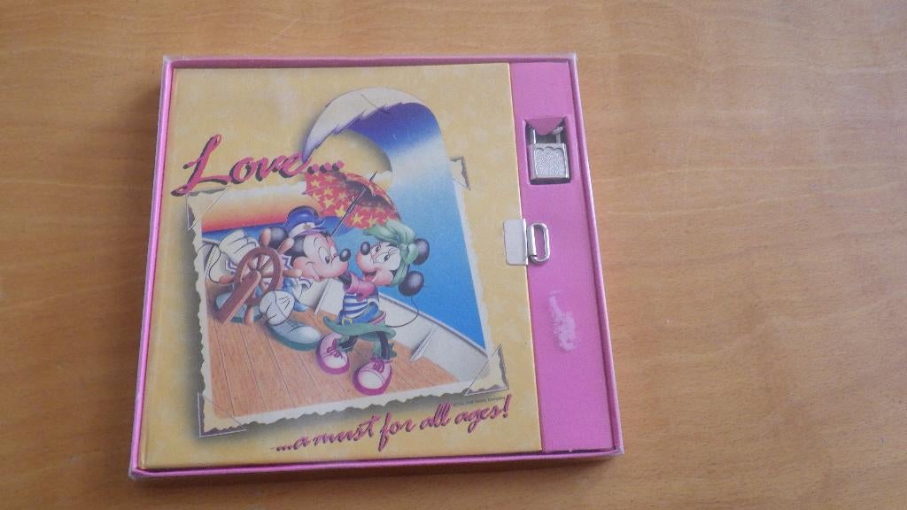 leuk disney dagboek, Verzamelen, Disney, Ophalen of Verzenden, Overige figuren, Gebruikt, Papier, Kaart of Schrift