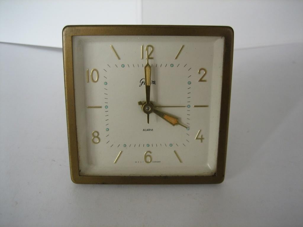 Alarm clock GROWA . West Germany 1970s, Ophalen of Verzenden, Gebruikt, Wekker of Tafelklok