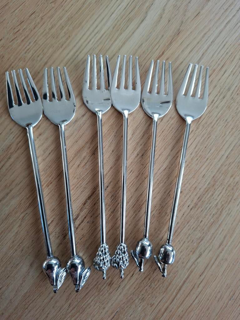 6 verzilverde gebaksvorkjes met fruit, Ophalen of Verzenden, Zilver