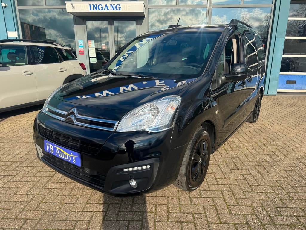 Citroen Berlingo 1.2 PureTech Feel Airco Lmv Cruise Navi Pan, Auto's, Citroën, Voorwielaandrijving, Stof, Gebruikt, 1295 kg