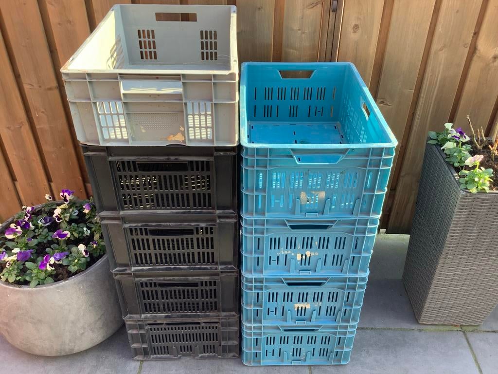 Stapelbare kratten - Ideaal voor opslag en transport, Doe-het-zelf en Verbouw, Kratten en Dozen, Gebruikt, Krat, 50 tot 75 cm