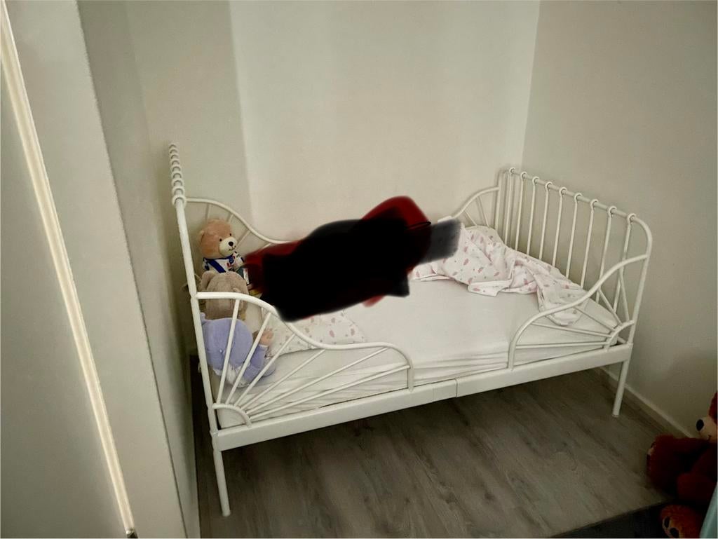 Ikea Minnen uitschuifbaar kinderbed met matras, Ophalen, 70 tot 85 cm, Zo goed als nieuw, Lattenbodem