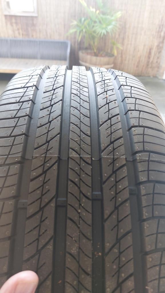 Nieuwe reserveband 235/55R17 99V  voor eventueel ford kuga., Ophalen, Nieuw, Ford
