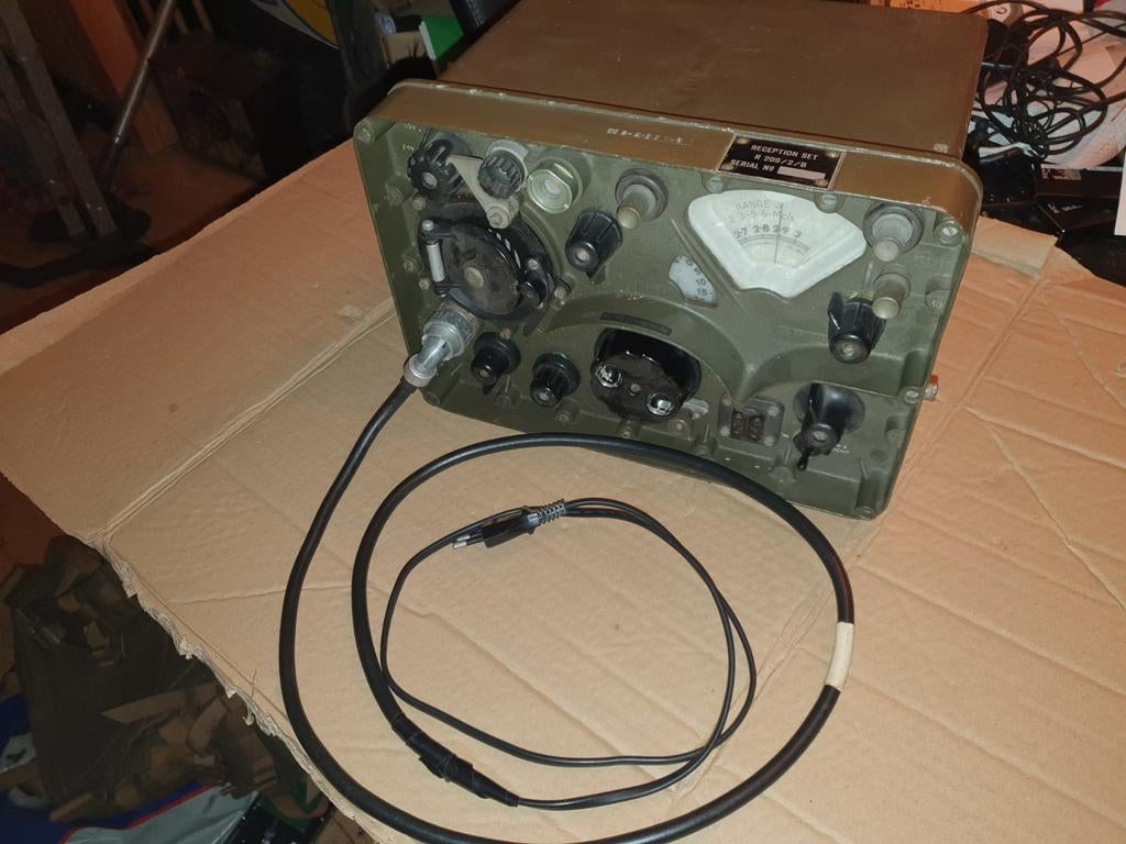 Receiver R-209 / 2B werkend., Verzamelen, Militaria | Algemeen, Ophalen of Verzenden, Landmacht, Nederland