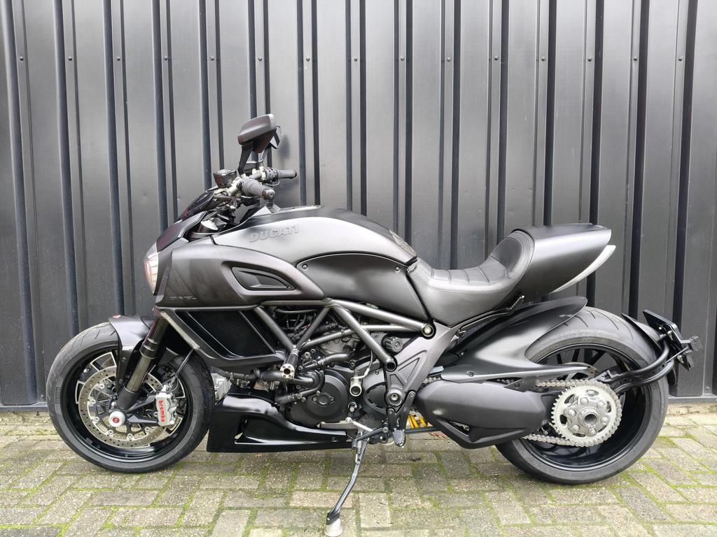 Ducati Diavel Dark - foto 3