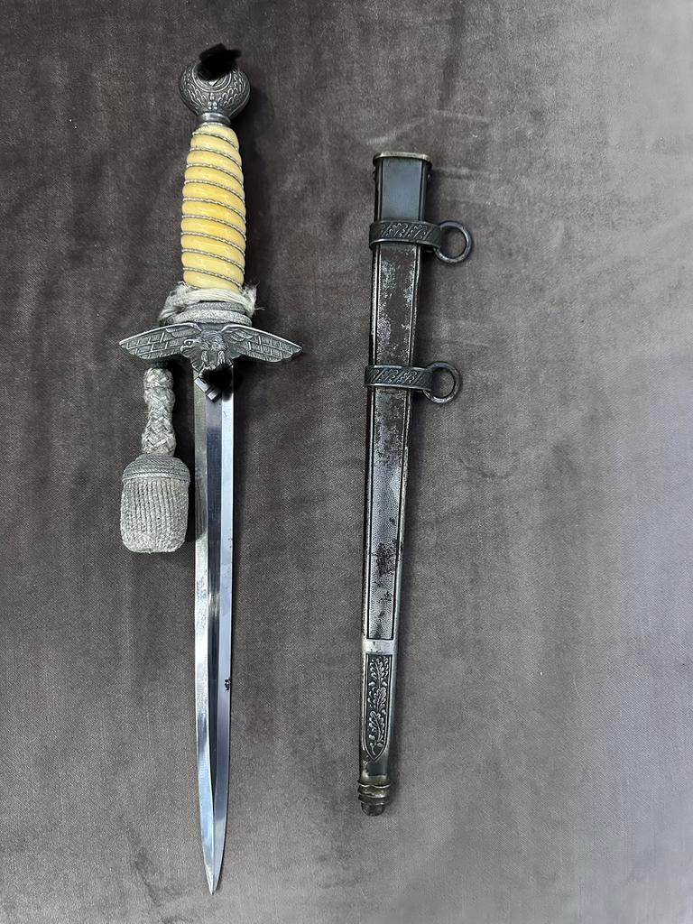 Duitse dolk luftwaffe  met schede en kwastje, Ophalen of Verzenden, Overige soorten, Duitsland, Mes of Dolk