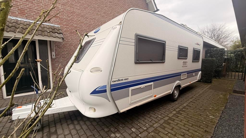 Hobby caravan 495, Douche, Hobby, Frans bed, Particulier
