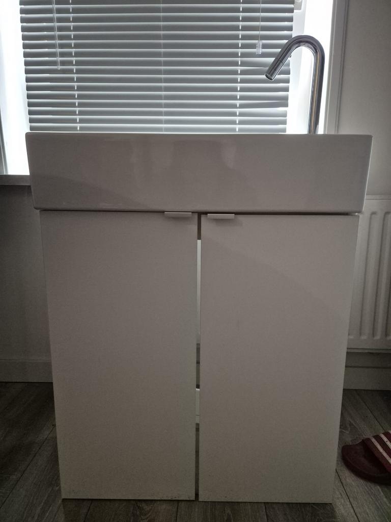 IKEA LILLÅNGEN wastafelmeubel met kraan, Nieuw, Minder dan 100 cm, Wasbak of Wastafel, 25 tot 50 cm