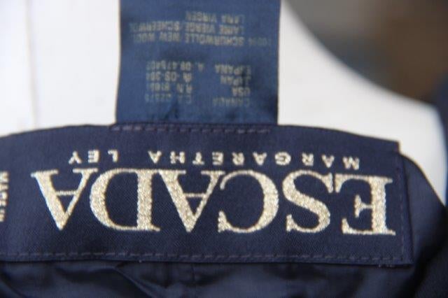 Jasje zwart/ creme Escada mt L Vaste prijs AANBIEDING, Zwart, Maat 42/44 (L), Escada, Ophalen of Verzenden