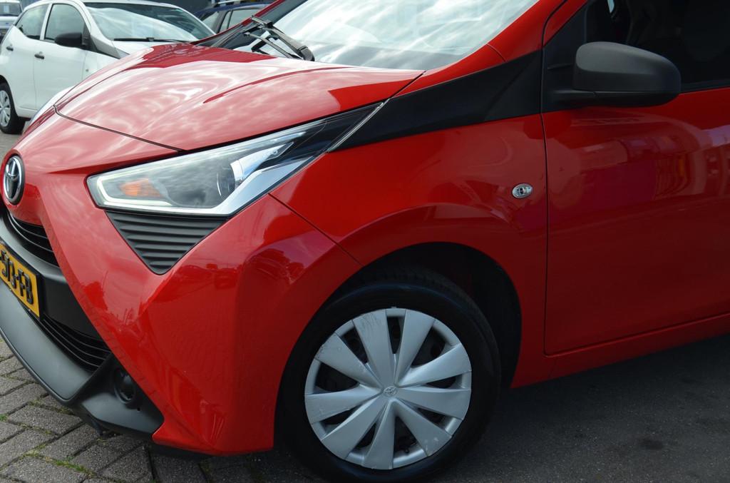 Toyota Aygo 1.0 VVT-i x-fun |5DRS| AIRCO|NIEUWMODEL|BLUETOOT, Stof, Gebruikt, Met garantie (alle), 4 stoelen