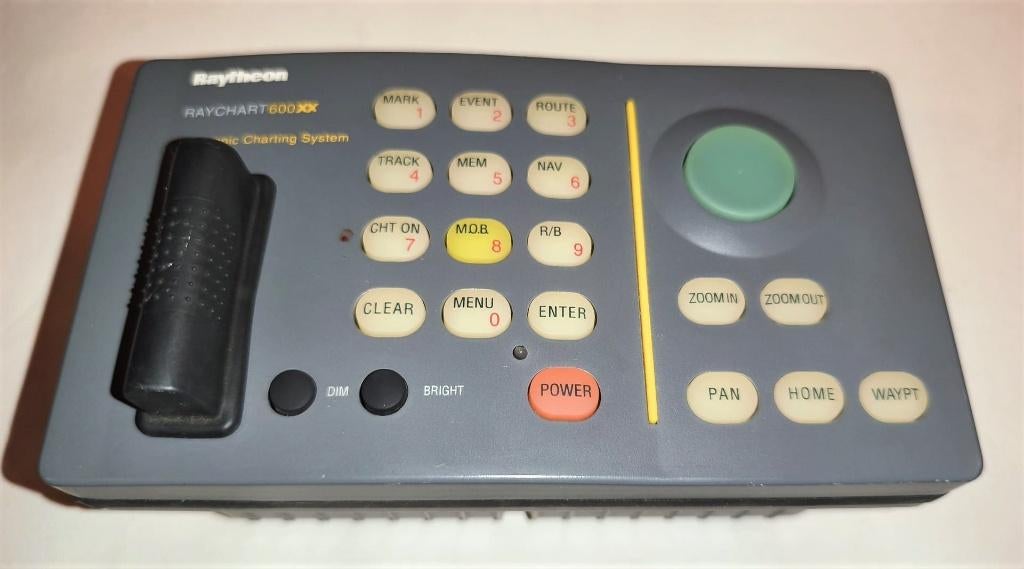 Raymarine Raytheon Autohelm RAYCHART 600XX ChartPlotter, Ophalen of Verzenden, Gebruikt, Kaartplotter of Fish Finder