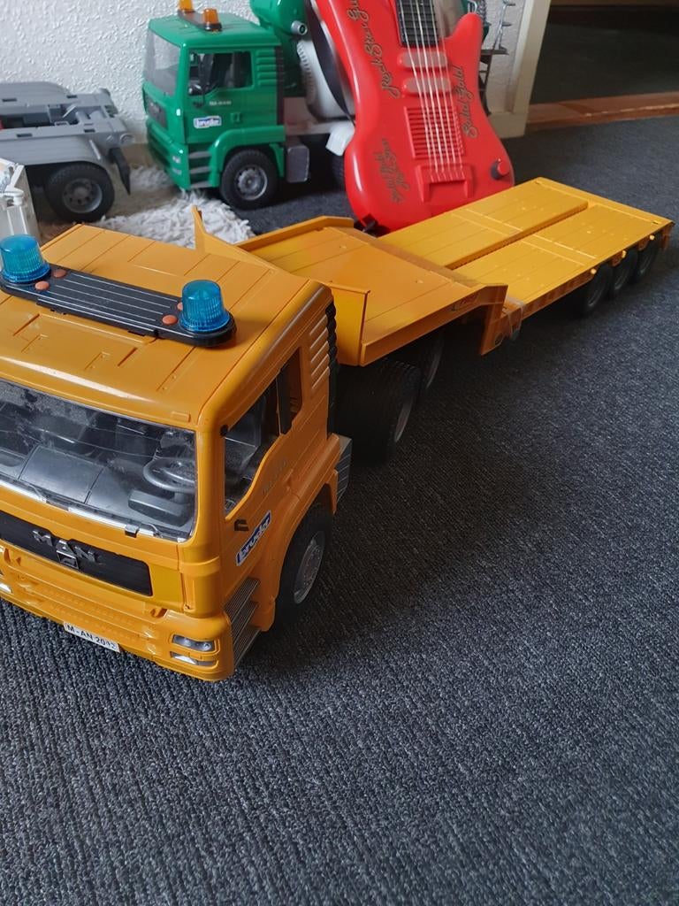 BRUDER MAN vrachtwagen met dieplader - Gebruikt, Ophalen, Gebruikt