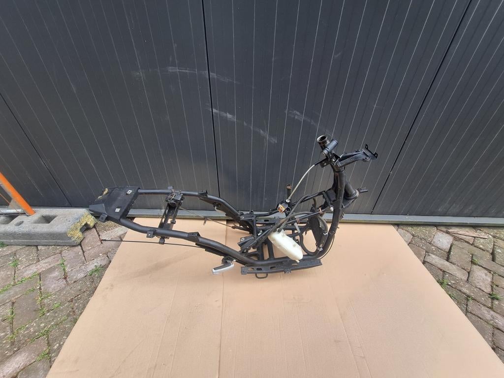 Gilera runner rst frame      geel brom kenteken, Fietsen en Brommers, Brommers | Tomos, Ophalen, Zo goed als nieuw, Overige modellen