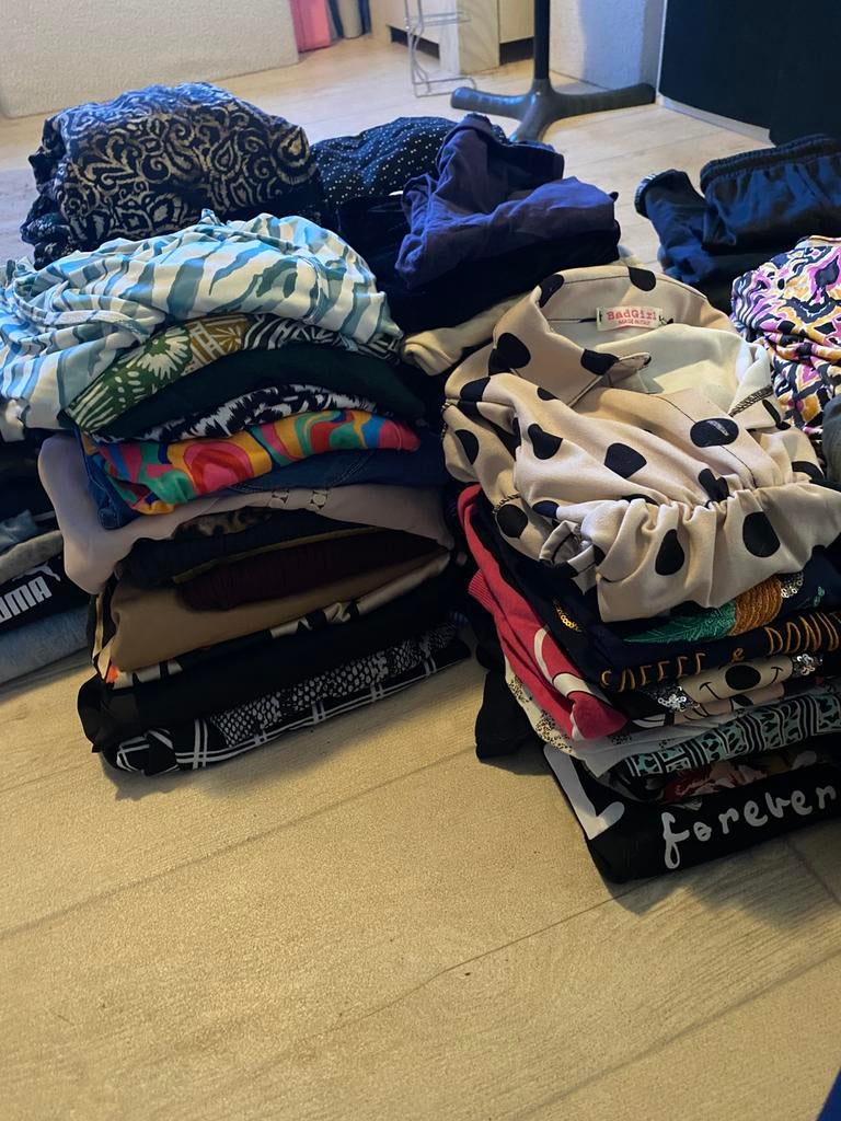 Groot kleding pakket 101 stuks, Ophalen, Zo goed als nieuw