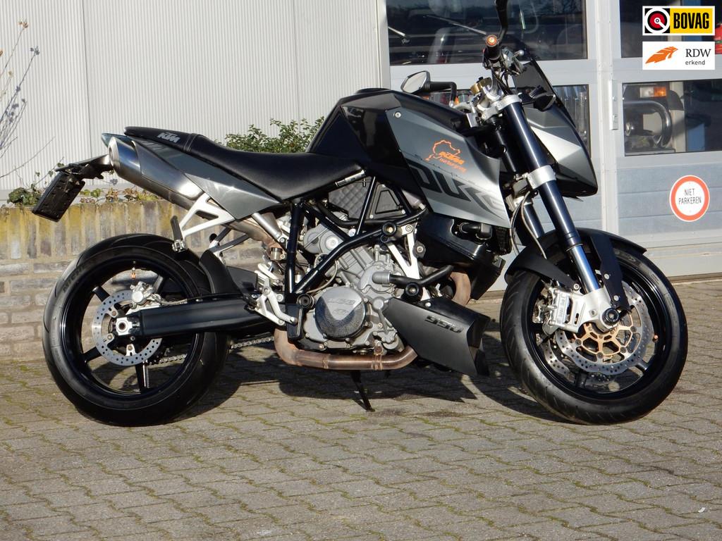 KTM Tour 990 SuperDuke