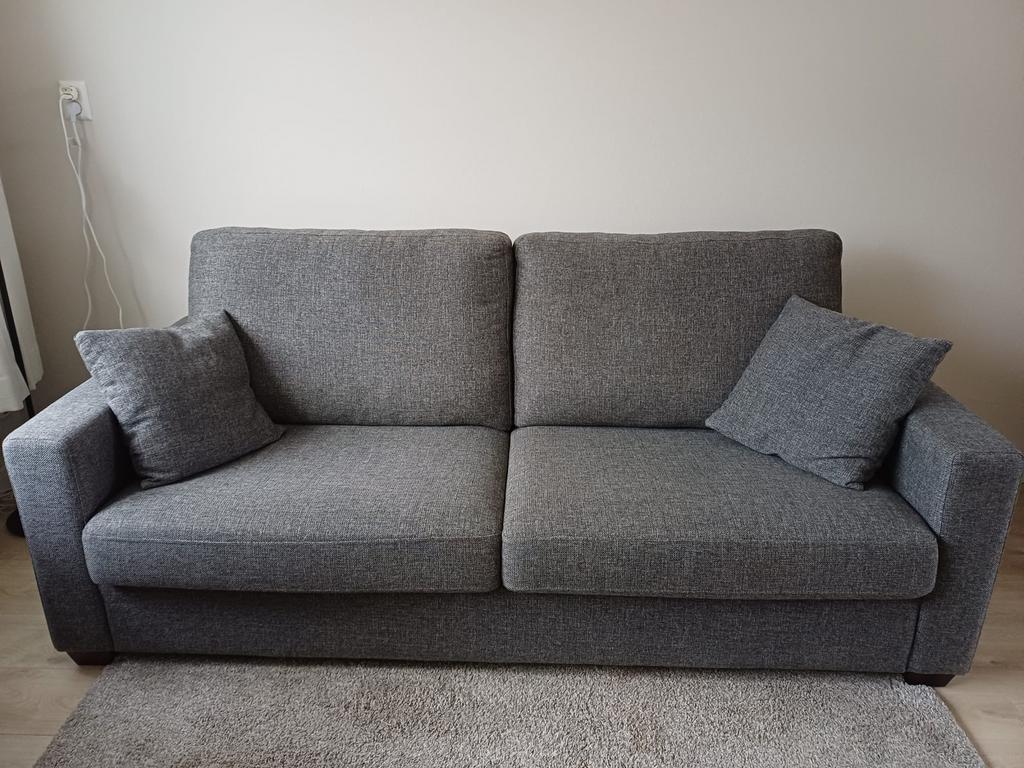 tweezitsbank grijs zonder vlekken stof 2.10 meter, Huis en Inrichting, Banken | Bankstellen, Ophalen, Gebruikt, Tweepersoons, 75 tot 100 cm