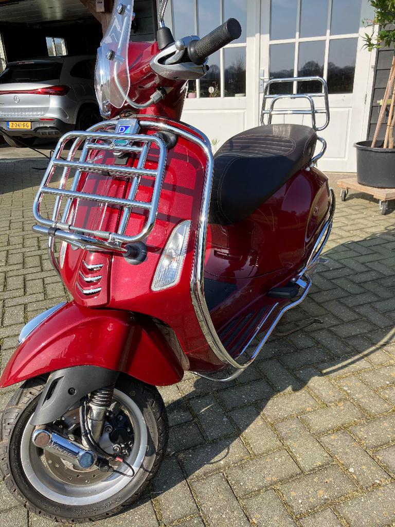 Vespa Primavera, Ophalen, Overige modellen, Zo goed als nieuw, Benzine