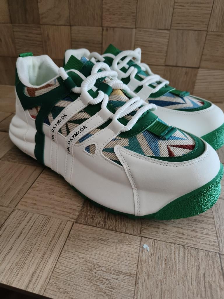 Nieuwe Sportschoenen Maat 46, Kleding | Heren, Schoenen, Ophalen of Verzenden, Nieuw, Overige kleuren, Sneakers of Gympen