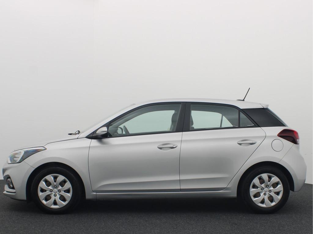 Hyundai i20 1.0 T-GDI Comfort CARPLAY / CAMERA / DAB+ / CRUI, Voorwielaandrijving, Origineel Nederlands, Handgeschakeld, Zilver of Grijs