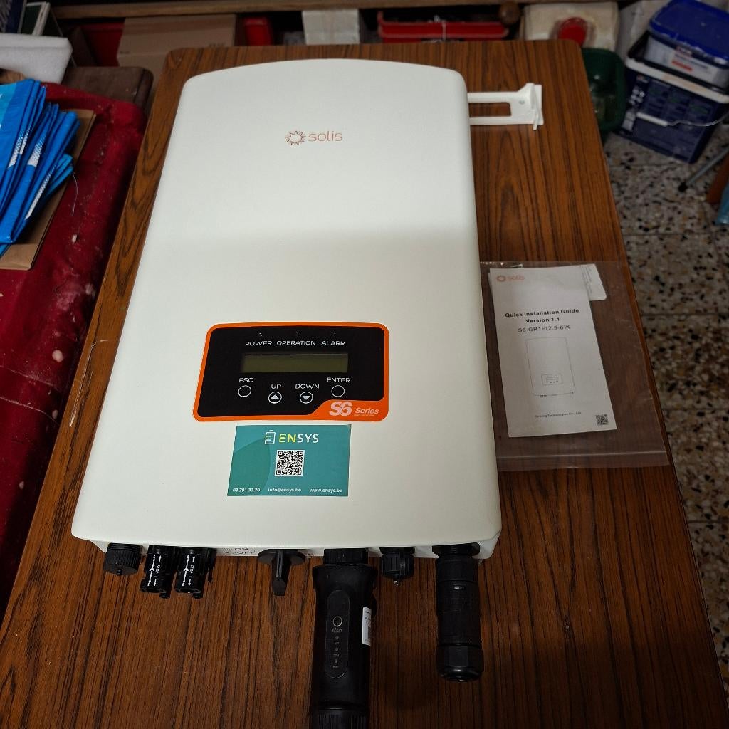 Solis S6-GR1P (2.5-6)K Omvormer (zonnepanelen), Doe-het-zelf en Verbouw, Zonnepanelen en Toebehoren, Ophalen, Zo goed als nieuw