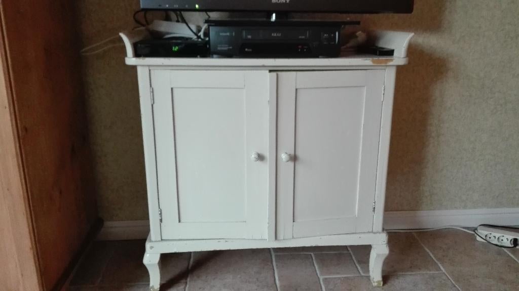 Schattig Frans Slaapkamer Kastje Crème Kleur, Ophalen, Gebruikt, 65 cm of meer, 70 cm of meer