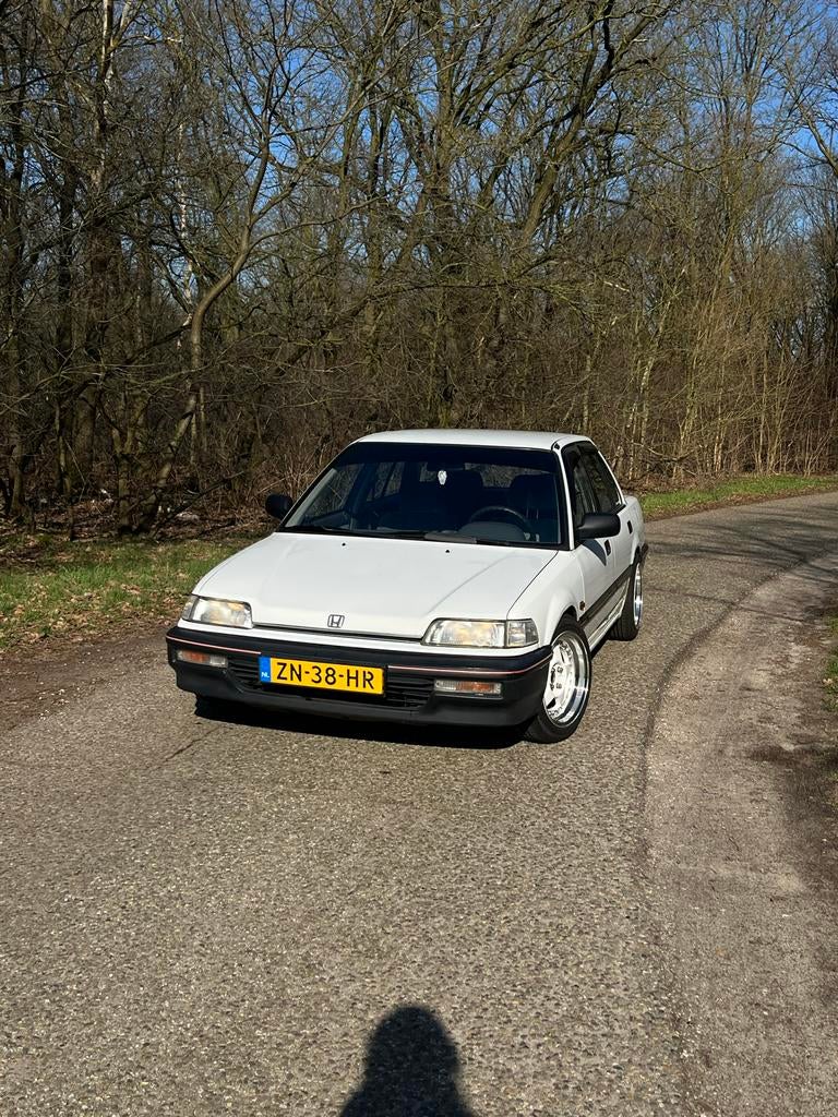 Honda Civic 1.5 I SDN GLX PS 16V U9 1991 Wit, Auto's, Voorwielaandrijving, 1493 cc, 4 cilinders, 420 kg