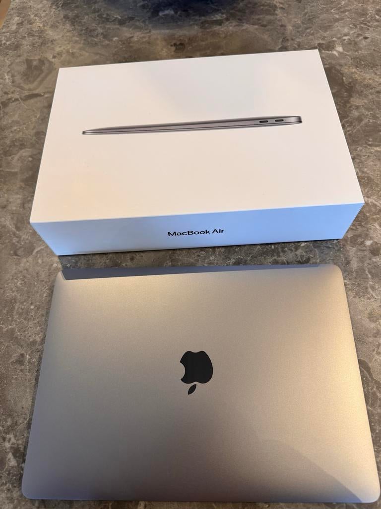 MacBook Air 13 inch 2020 i3 8gb 256 gb, Ophalen, Gebruikt, Qwerty, 13 inch