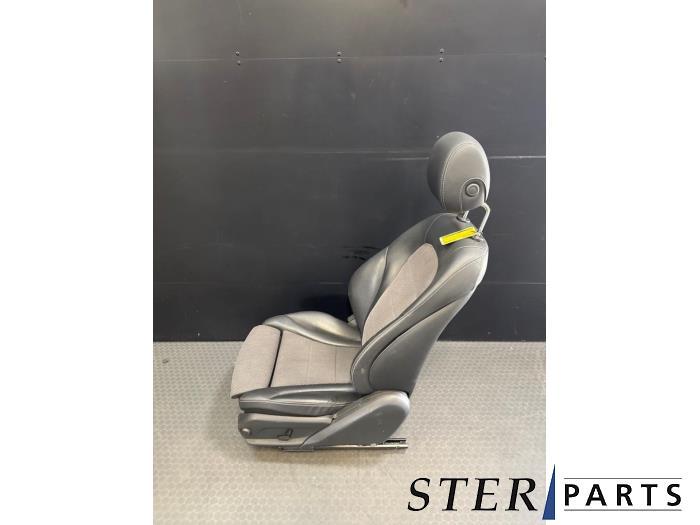 Stoel links van een Mercedes C-Klasse, Auto-onderdelen, Interieur en Bekleding, Gebruikt, -, Ophalen of Verzenden, -