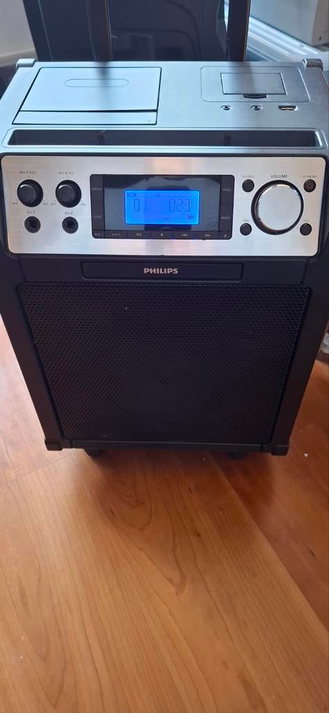 Philips actieve speaker, cd , cassette ,usb,ipod speler, Philips, Gebruikt, Overige typen, Ophalen of Verzenden
