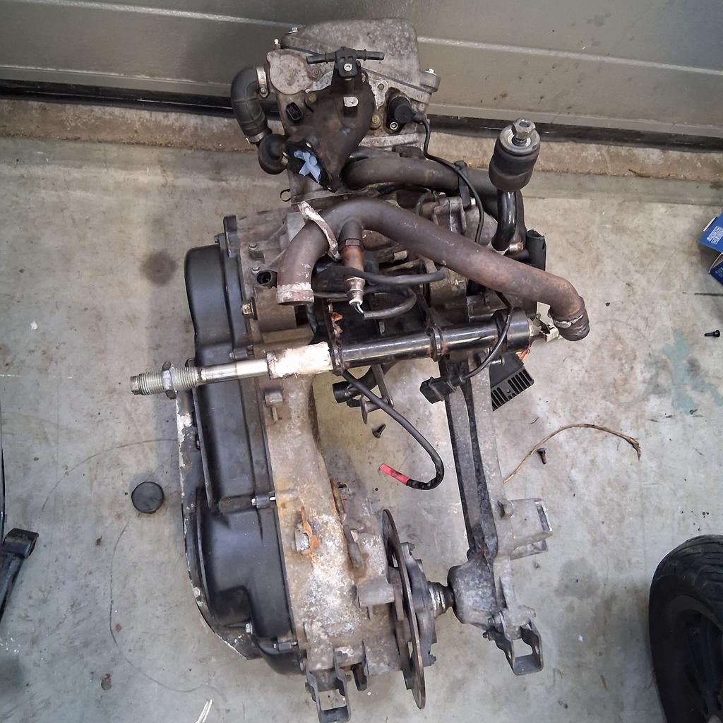 Piaggio beverly 500 motorblok compleet, Ophalen of Verzenden, Nieuw, Peugeot