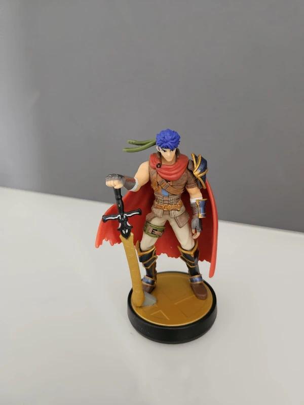 Nintendo Amiibo Ike Fire Emblem -- Amiibo, Ophalen of Verzenden, Zo goed als nieuw