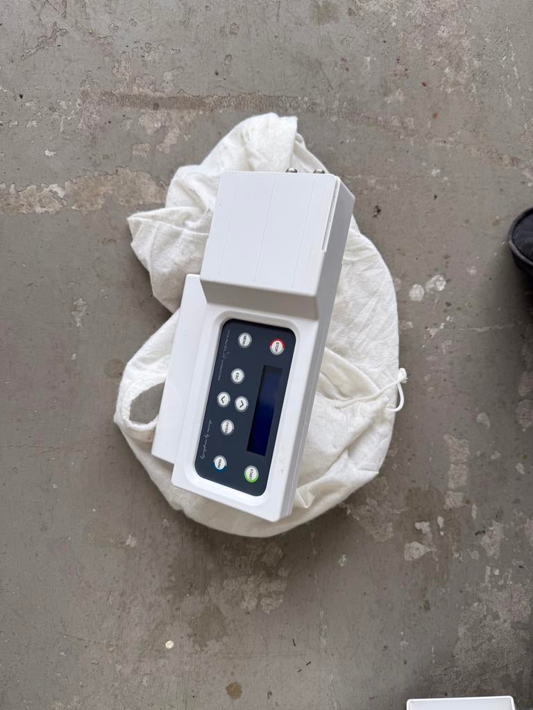 Travelvision TV schotel automaat, Ophalen of Verzenden, Gebruikt, Antenne