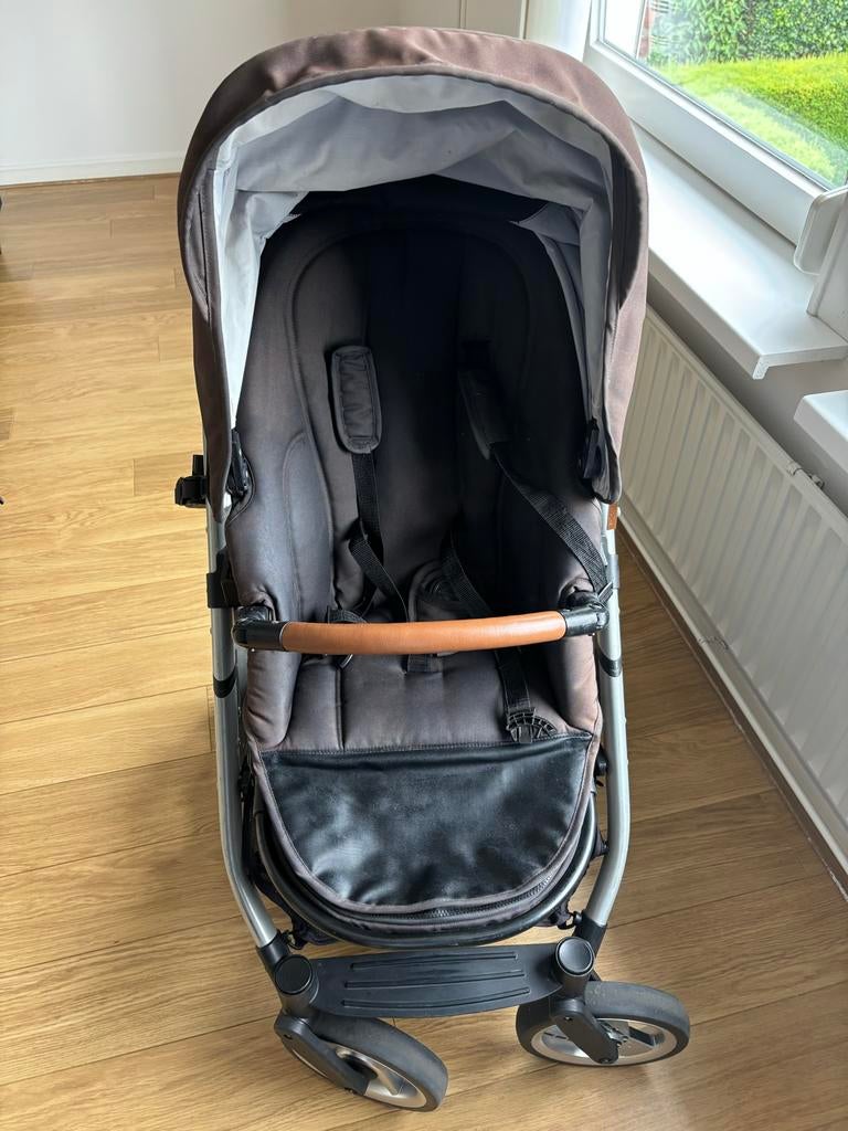 Mutsy Kinderwagen met wieg en zitgedeelte, Gebruikt, Ophalen of Verzenden, Combiwagen, Met reiswieg