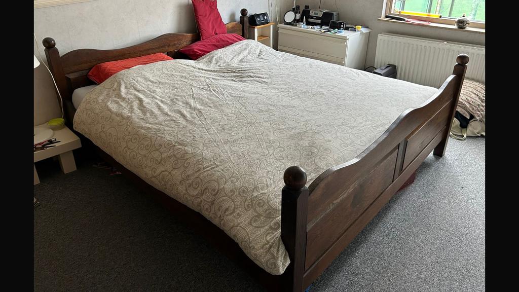 2 persoons eiken ledikant 180x200 gratis, Ophalen, Gebruikt, Bruin, Tweepersoons