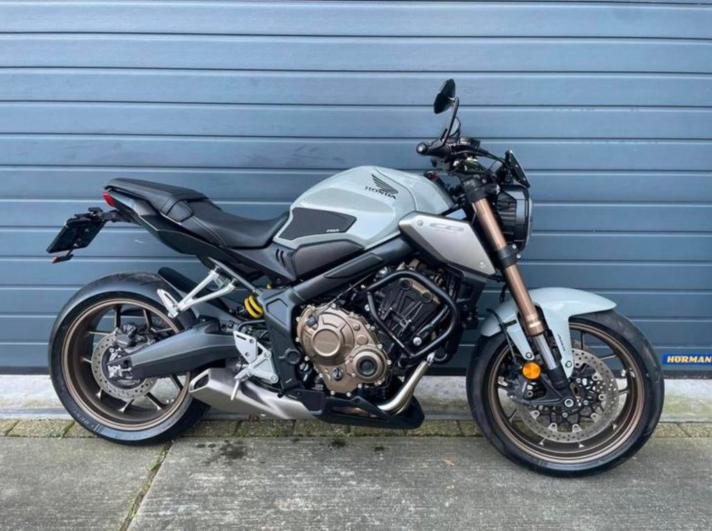 Honda CB650R A2 op kenteken