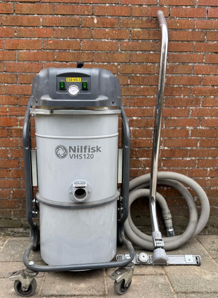 Industrie stofzuiger Nilfisk VHS120, Doe-het-zelf en Verbouw, Reinigingsmachines, Gebruikt, Ophalen