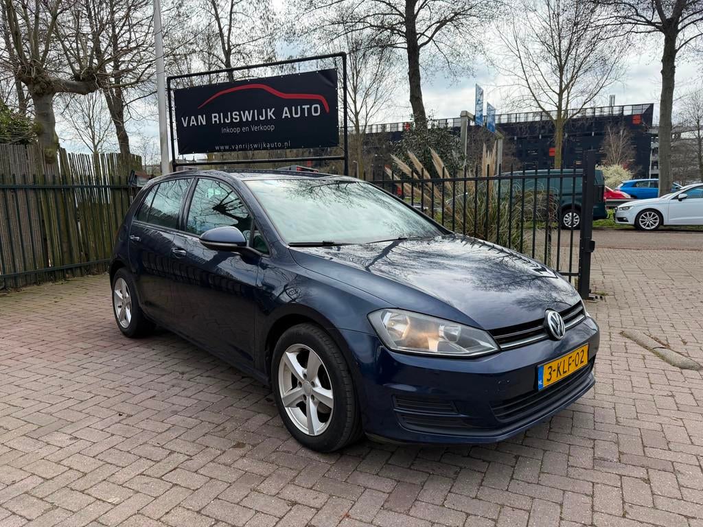 Volkswagen Golf 1.6 TDI Trendline 5Drs Airco Nav Pdc Drives, Voorwielaandrijving, Euro 5, Gebruikt, 4 cilinders