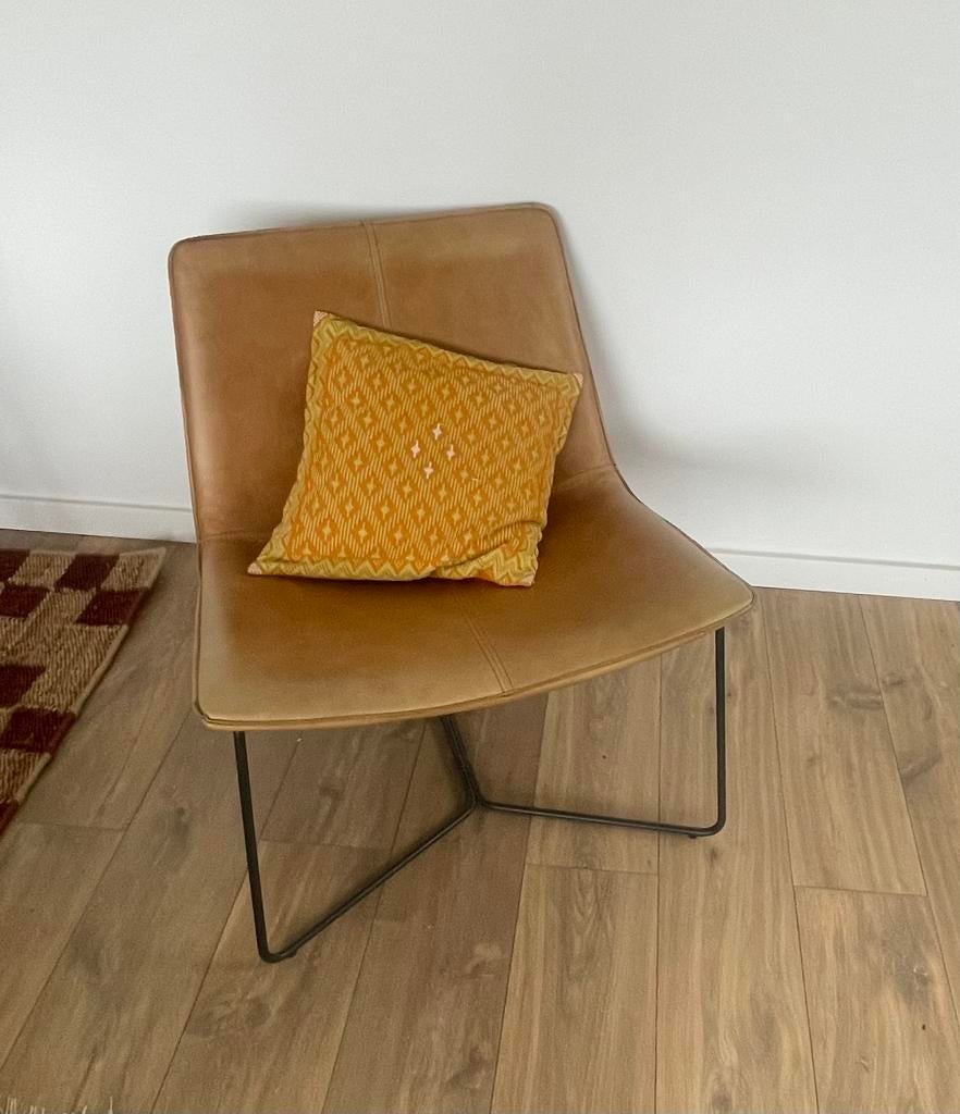 West elm mid century low chair, Ophalen, Zo goed als nieuw, Bruin, Eén