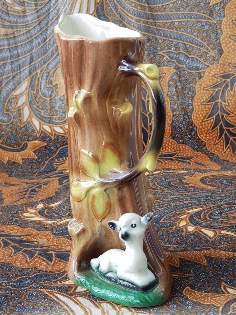 Boom met schaap mooi oud Hornsea vaasje uit Engeland 18 cm., Ophalen of Verzenden